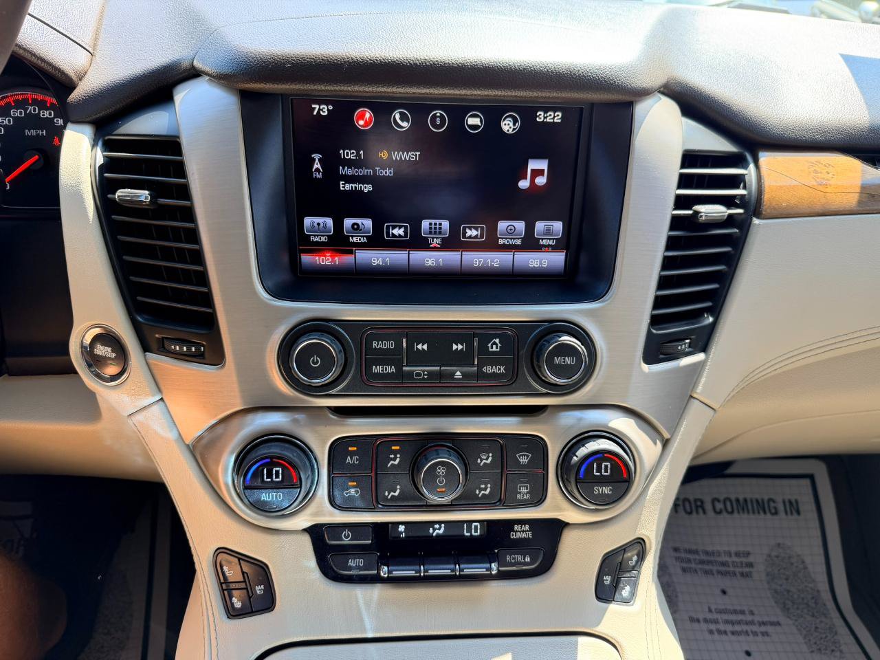 Used 2016 GMC Yukon XL Denali AWD/4WD image 23