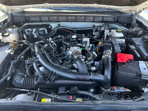 Used 2021 Ford Bronco Badlands image 22