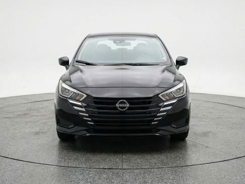 Used 2025 Nissan Versa SV FWD image 2