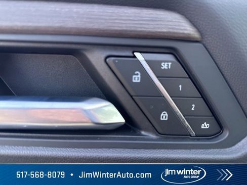 Used 2025 GMC Acadia Denali image 27