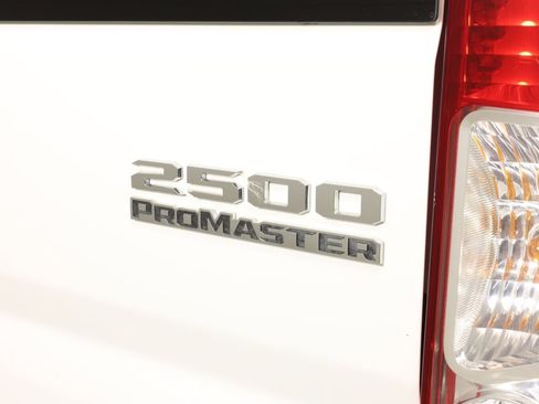 Used 2025 RAM ProMaster 2500 w/ U-Haul Equipment Group FWD image 13