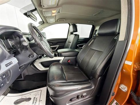 Used 2019 Nissan Titan PRO-4X image 20