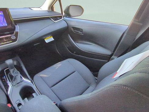 Used 2026 Toyota Corolla LE FWD image 12