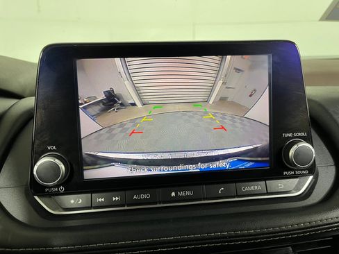 Used 2023 Nissan Rogue SV image 22