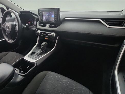 Used 2022 Toyota RAV4 XLE image 31