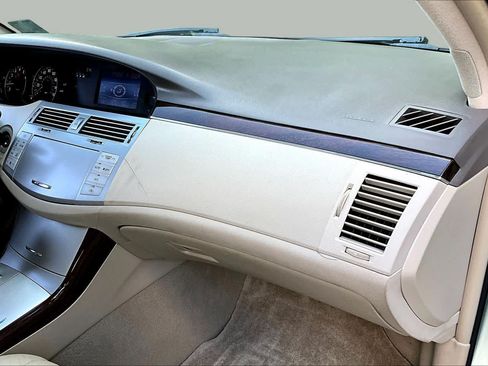 Used 2008 Toyota Avalon XLS FWD image 17