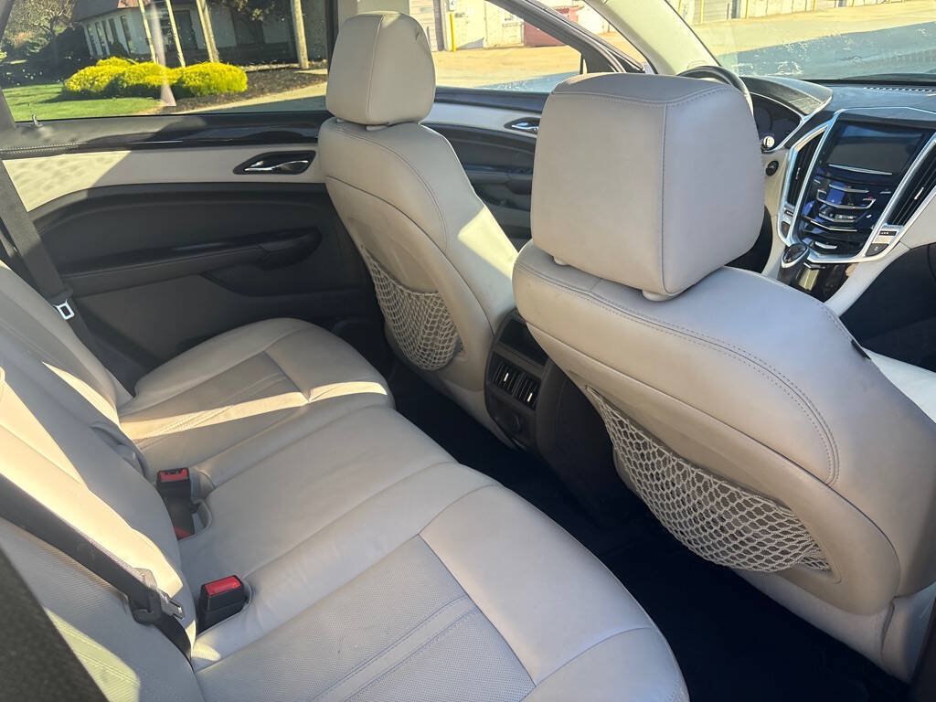 Used 2014 Cadillac SRX Luxury w/ Driver Awareness Package FWD image 12