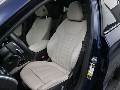 Certified 2023 BMW X4 xDrive30i image 13