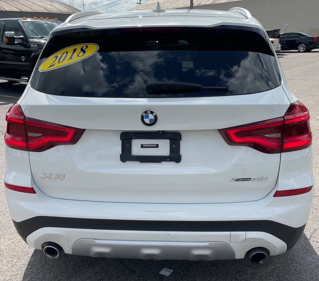 Used 2018 BMW X3 xDrive30i w/ Convenience Package AWD/4WD image 4