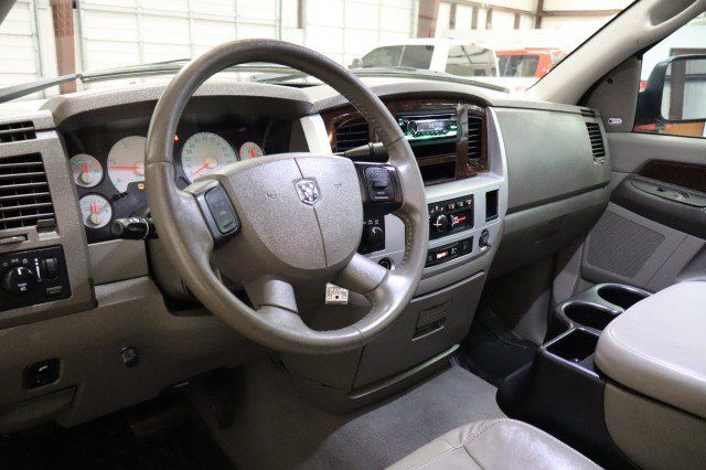 Used 2009 Dodge Ram 2500 Truck Laramie AWD/4WD image 31