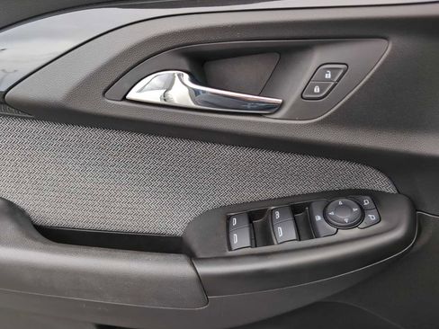 Used 2021 Chevrolet TrailBlazer LS image 22