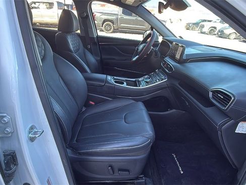 Used 2022 Hyundai Santa Fe Limited image 29