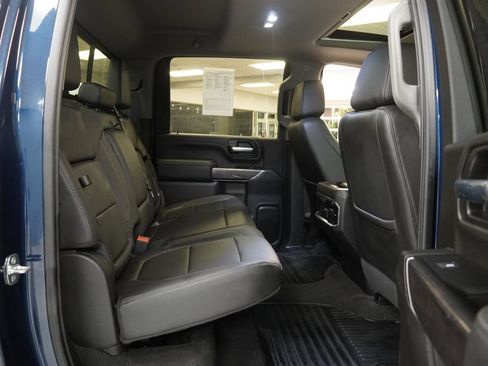 Used 2022 Chevrolet Silverado 2500 LTZ w/ LTZ Convenience Package AWD/4WD image 33