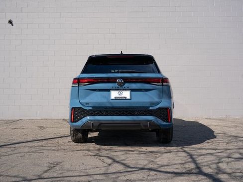 New 2026 Volkswagen Tiguan SE R-Line image 5