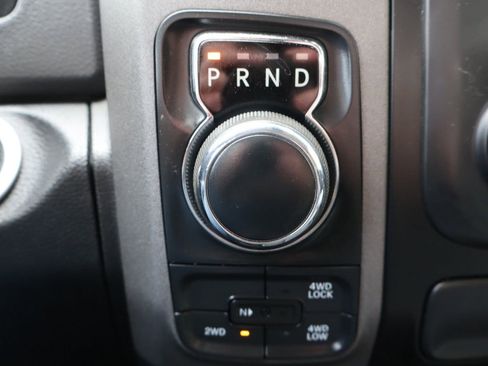 Used 2017 RAM 1500 Express w/ Express Value Package AWD/4WD image 35