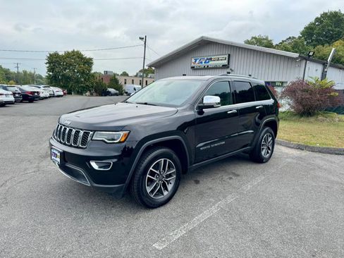Used 2019 Jeep Grand Cherokee Limited w/ Luxury Group II image 1