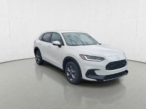 New 2026 Honda HR-V LX image 2