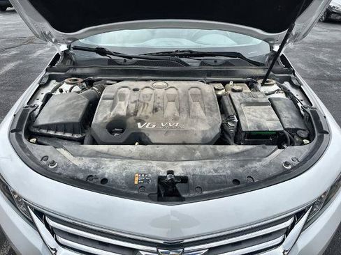 Used 2016 Chevrolet Impala LT w/ Convenience Package FWD image 27