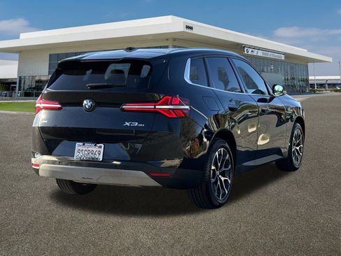 Used 2025 BMW X3 xDrive30i w/ Convenience Package image 10