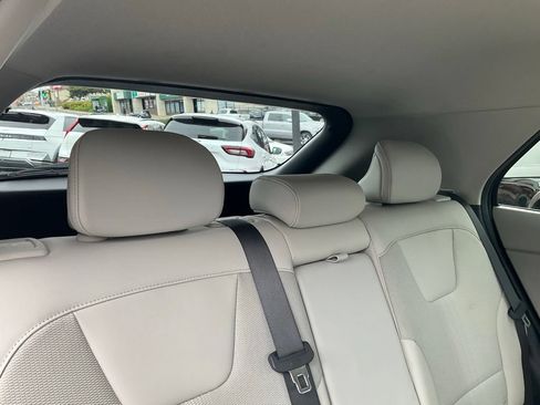 Used 2023 Kia Niro Wind FWD image 47