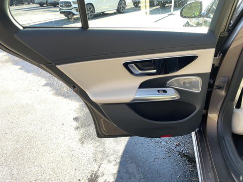 New 2026 Mercedes-Benz E 350 4MATIC Sedan image 35