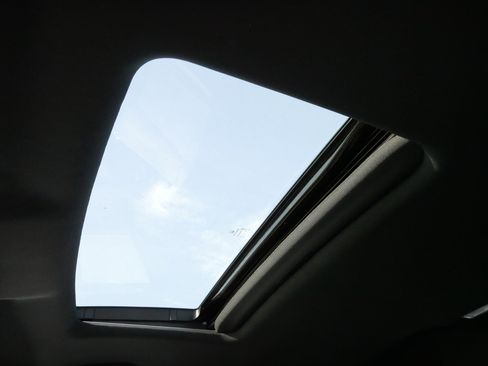 Certified 2025 Honda Ridgeline TrailSport image 34