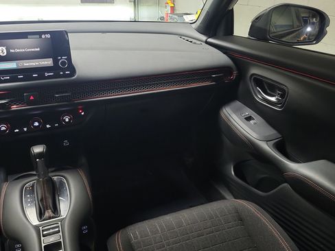 Used 2024 Honda HR-V Sport image 14