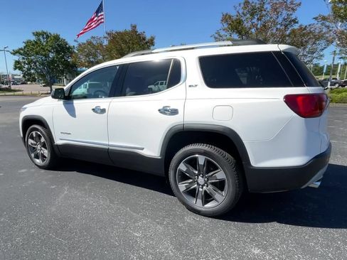 Used 2019 GMC Acadia SLT w/ LPO, Floor Liner Package FWD image 6