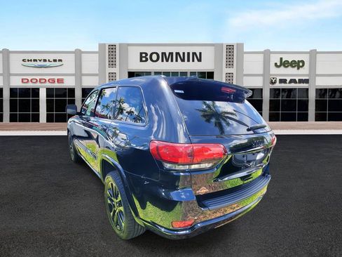 Used 2020 Jeep Grand Cherokee Altitude image 4