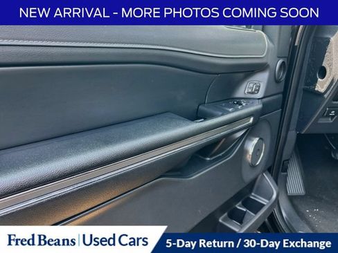 Used 2024 Ford Expedition XLT AWD/4WD image 7