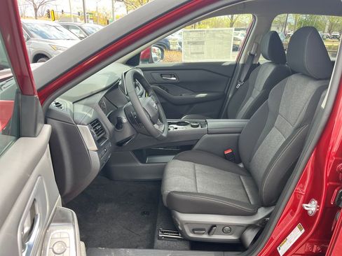 New 2026 Nissan Rogue SV AWD/4WD image 13