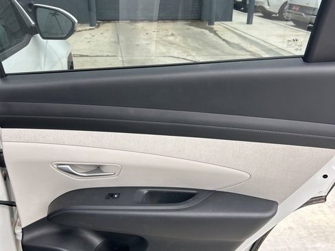 Used 2025 Hyundai Tucson SEL image 12