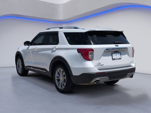 Used 2023 Ford Explorer Limited AWD/4WD image 3