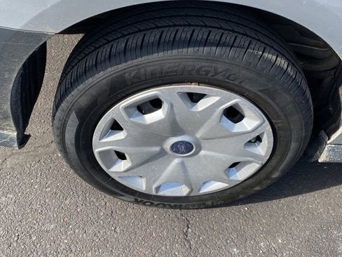 Used 2018 Ford Transit Connect XL image 13