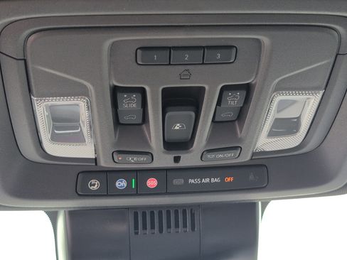 New 2026 Chevrolet Silverado 1500 LTZ w/ LTZ Premium Package AWD/4WD image 19
