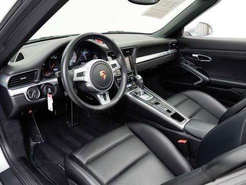 Used 2015 Porsche 911 Targa 4S AWD/4WD image 4