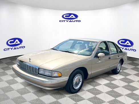 Used 1993 Chevrolet Caprice Classic RWD image 8