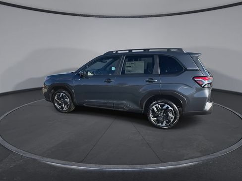 Used 2025 Subaru Forester Limited AWD/4WD image 6