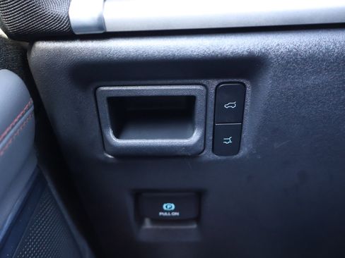 Used 2025 Ford Expedition Active image 18