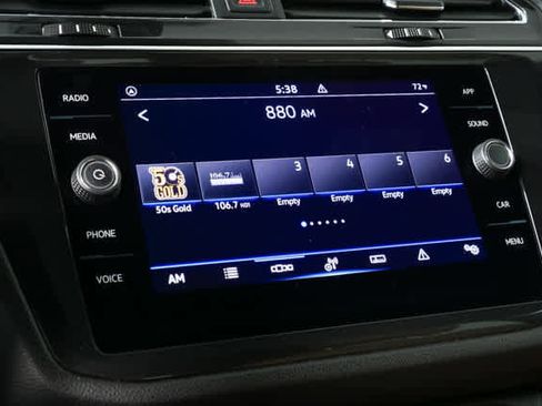 Used 2023 Volkswagen Tiguan SE FWD image 16