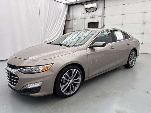 Used 2024 Chevrolet Malibu LT FWD image 3