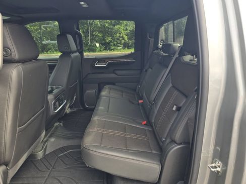 Used 2024 Chevrolet Silverado 1500 High Country w/ High Country Premium Package AWD/4WD image 14