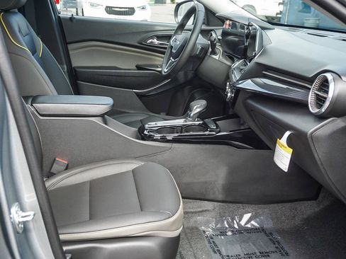 New 2026 Chevrolet Trax ACTIV w/ Driver Confidence Package FWD image 12