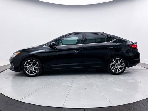 Used 2019 Hyundai Elantra Limited image 13