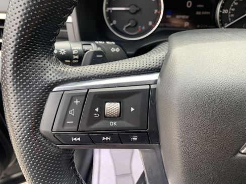 Used 2022 Mitsubishi Outlander SE image 14