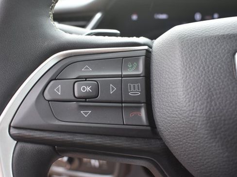 Used 2024 Jeep Grand Cherokee Altitude RWD image 19