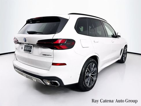 Used 2026 BMW X5 xDrive50e w/ M Sport Package AWD/4WD image 7