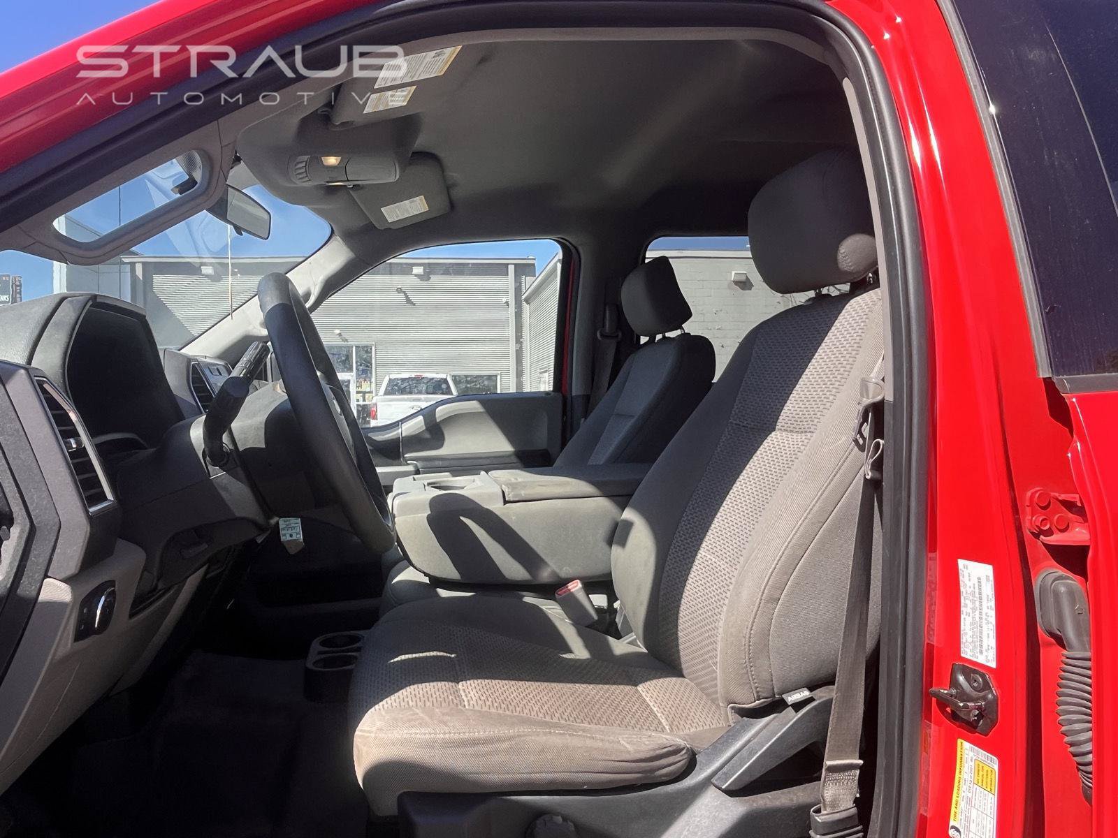 Used 2015 Ford F150 XLT AWD/4WD image 6
