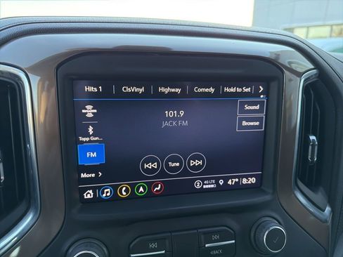 Used 2022 Chevrolet Silverado 2500 High Country w/ LPO, Hitch Package image 16