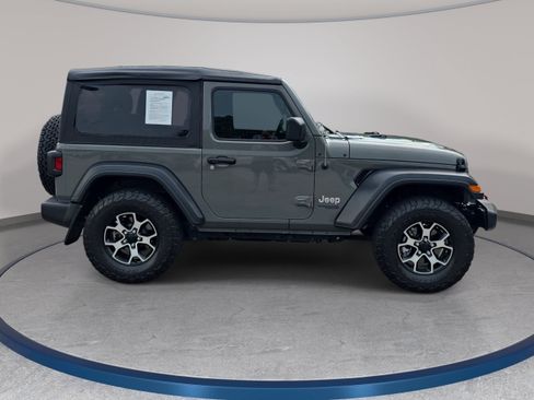 Used 2020 Jeep Wrangler Sport AWD/4WD image 4